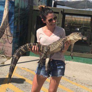 LIGHT/ BABY PINK TEE W/ POCKET👚💕